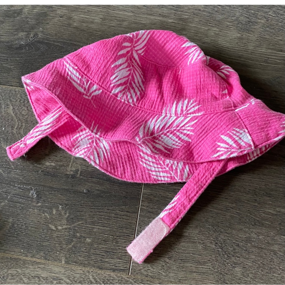 10 for $20 | Pink Sunhat | size 0-3 months